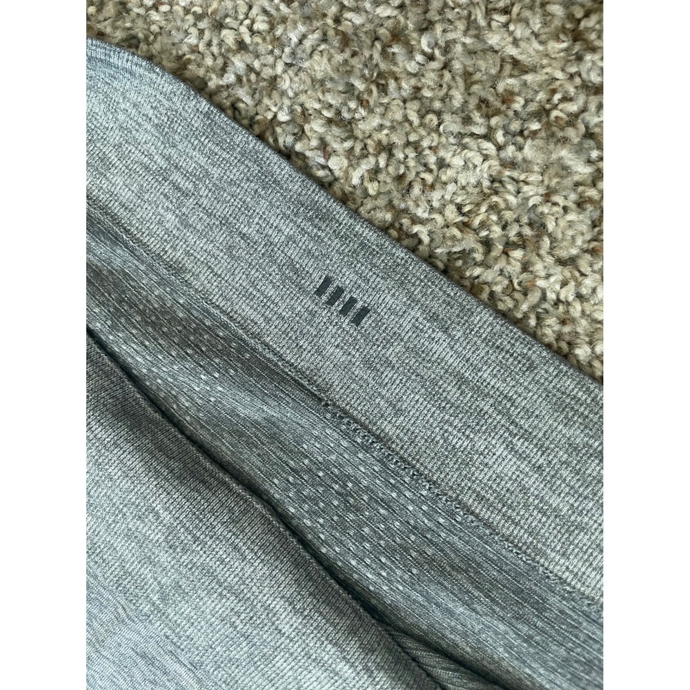 Lululemon Swiftly Tech LS 2.0 Women Size 10 Grey Excellent Heathered Crew Neck - Picture 7 of 7